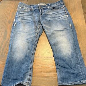 Stylish Blue Cropped Jeans for Women